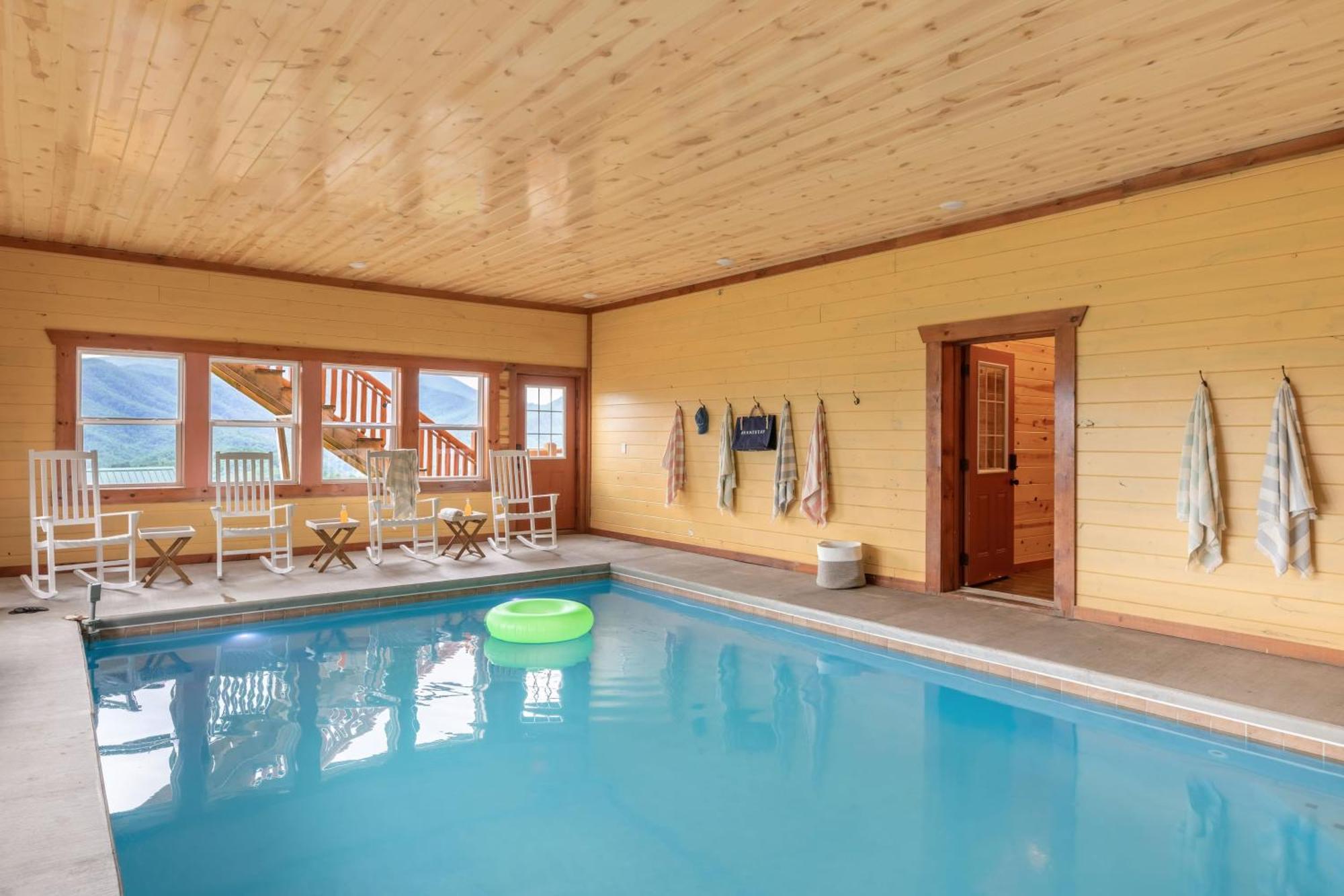 Sugarland By Avantstay Sleeps 28 Home Theatre Two Hot Tubs Indoor Pool Incredible Views พิเจนฟอร์จ ภายนอก รูปภาพ