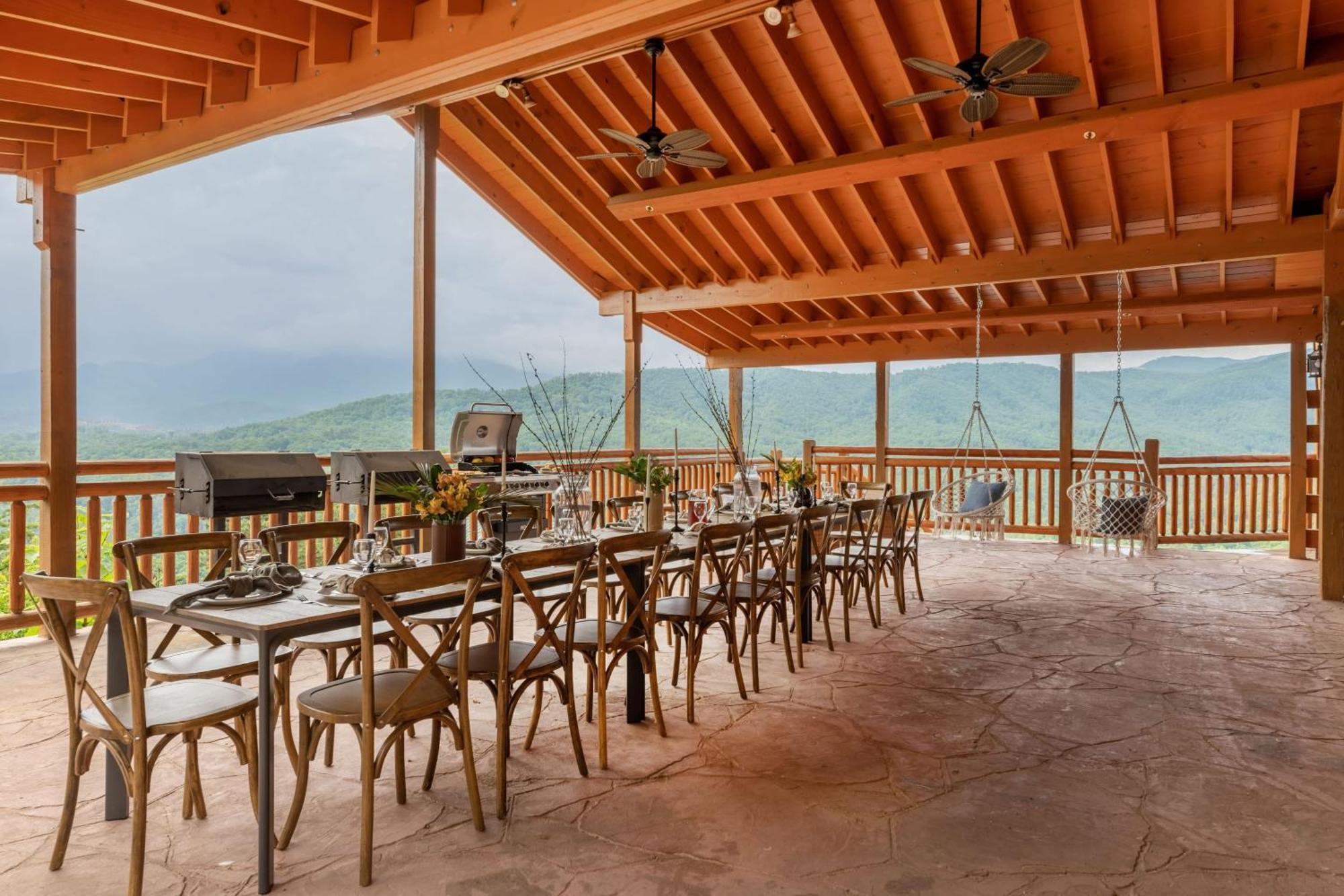 Sugarland By Avantstay Sleeps 28 Home Theatre Two Hot Tubs Indoor Pool Incredible Views พิเจนฟอร์จ ภายนอก รูปภาพ