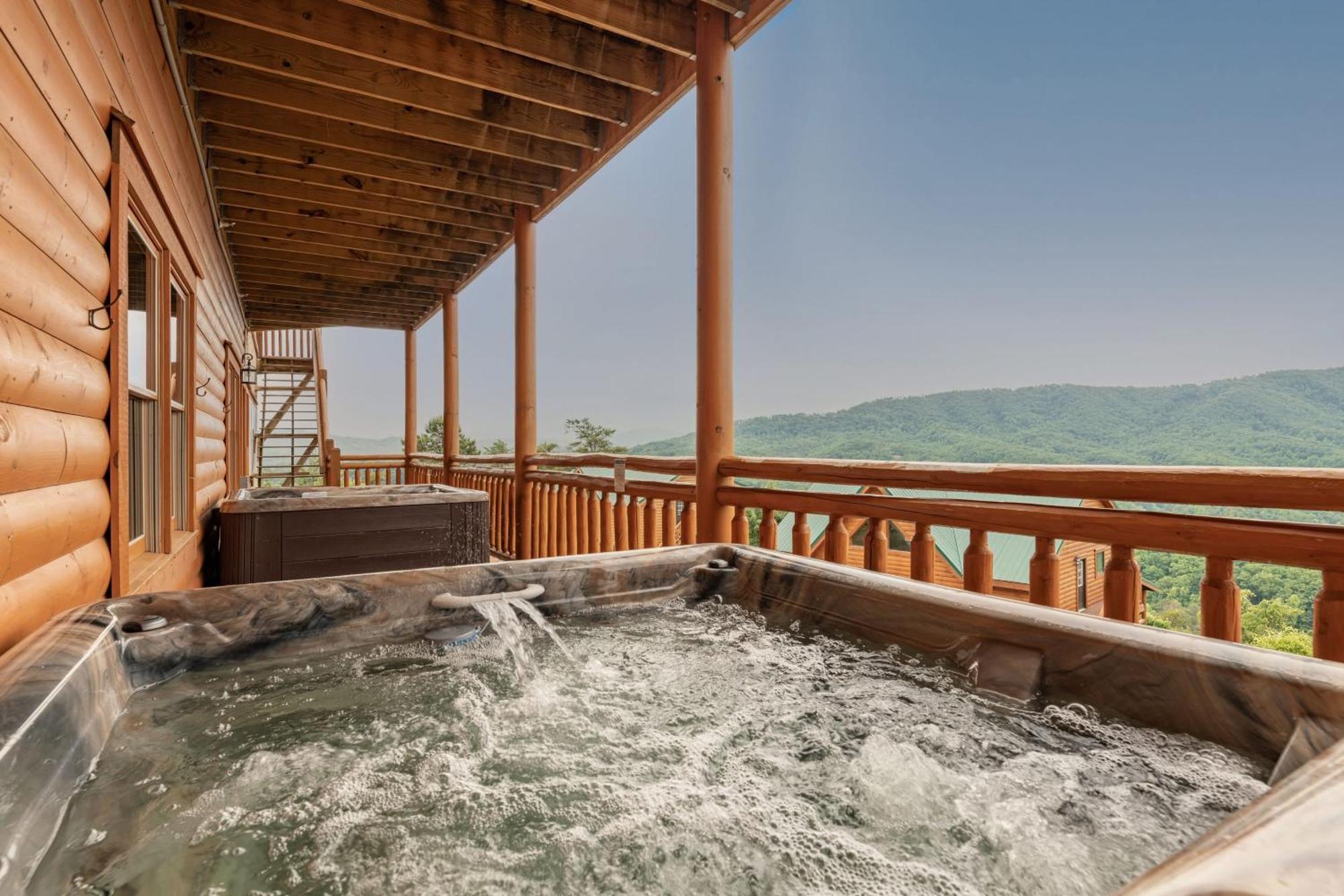 Sugarland By Avantstay Sleeps 28 Home Theatre Two Hot Tubs Indoor Pool Incredible Views พิเจนฟอร์จ ภายนอก รูปภาพ